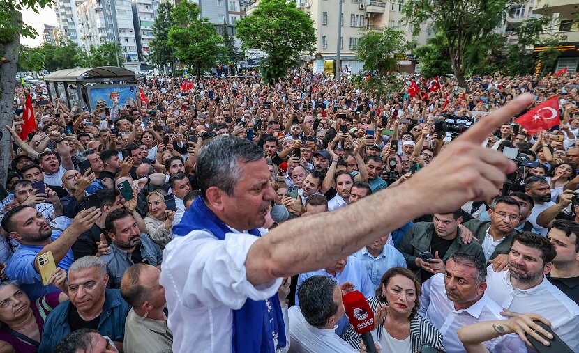 Özgür Özel Adana'dan Erdoğan'a seslendi: Sana bu seçimi kazandırmayacağız