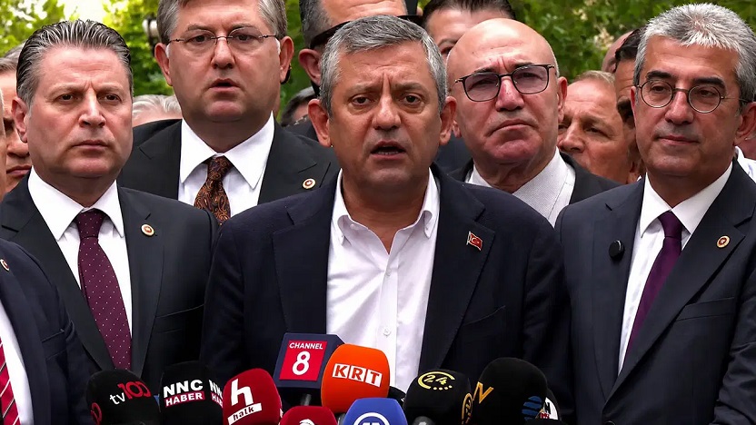 YENİ Parti lideri Özgür Özel'den kritik açıklamalar... İlk toplantının yeri belli oldu!