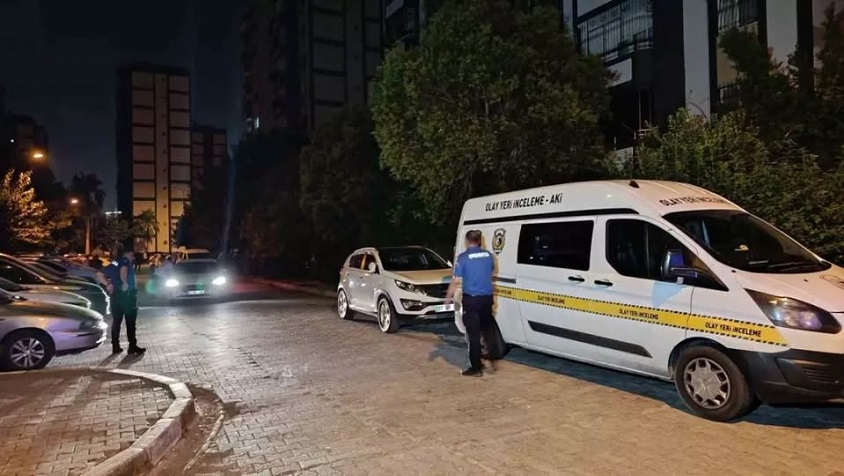 Adana'da boşanmak isteyen karısını uykuda öldürdü