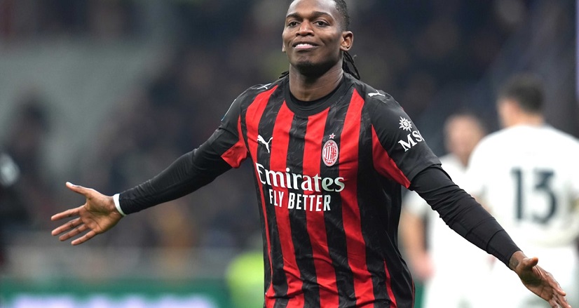 Fenerbahçeli yöneticiler Rafael Leao transferi için İtalya'da