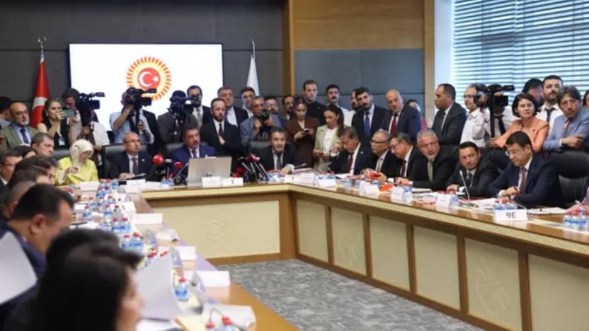 'Çerçeve yasa' Adalet Komisyonu’nda kabul edildi!