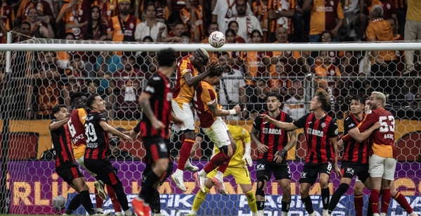 Galatasaray 2-2 Çorum FK
