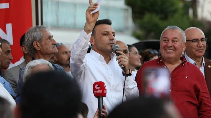 Son dakika... YENİ Parti İstanbul İl Başkanı Özgür Çelik hakkında soruşturma!