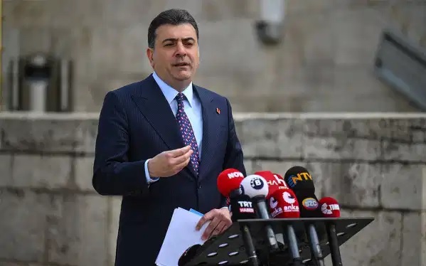 Zeynel Emre, YENİ Parti'nin üye sayısını açıkladı: Kaç belediye katıldı?