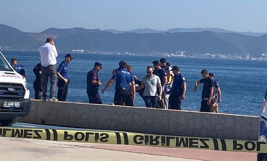 Son dakika... Kocaeli sahilinde 2'si kadın 3 ceset kıyıya vurdu