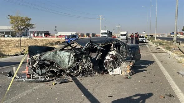 Aksaray'da otomobil takla attı: İki can kaybı, iki ağır yaralı