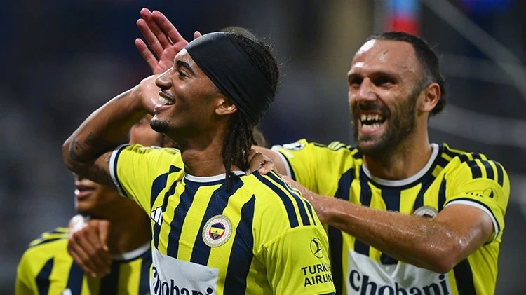 Olimpik Lyon 1-2 Fenerbahçe