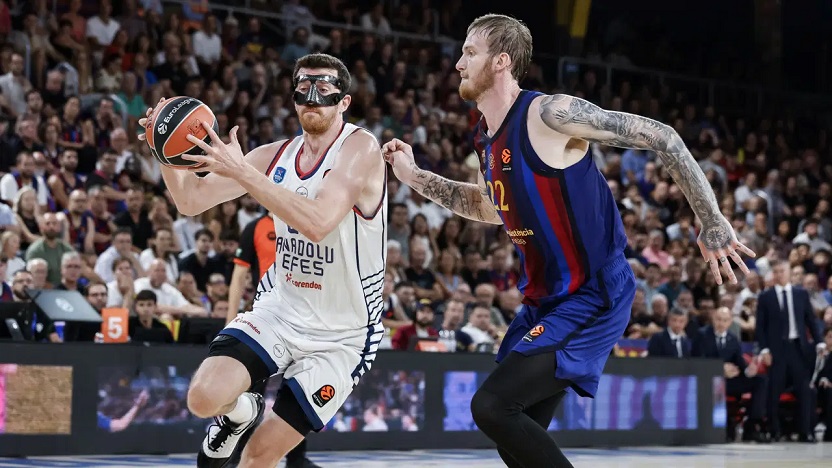Anadolu Efes, Barcelona deplasmanında kayıp!