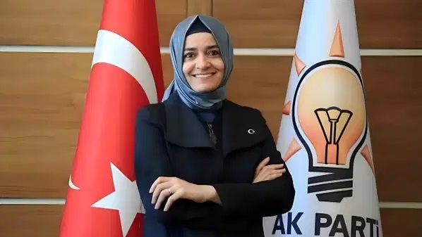 Fatma Betül Sayan Kaya'nın istifasının ardından AKP'den ilk açıklama