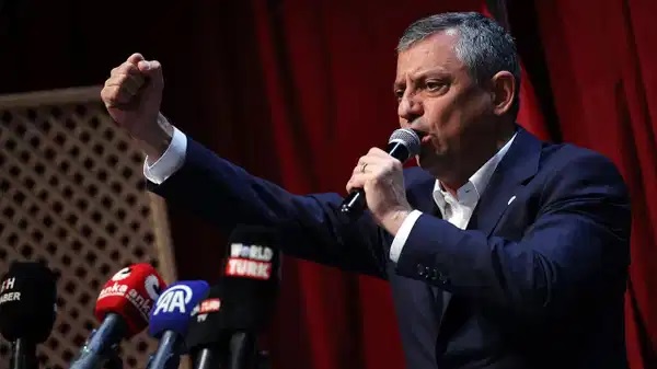 Özgür Özel'den, Erdoğan'a 'Fatma Betül Sayan Kaya' soruları