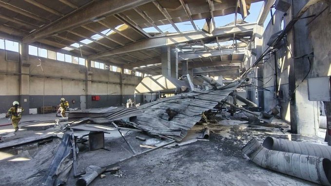 İzmir'de fabrikada patlama! 3'ü ağır 7 işçi yaralı