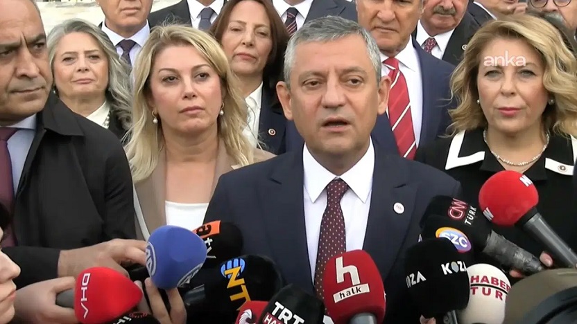 Özgür Özel'den AKP'ye: 'Operasyonun fon krizinin üzerini örteceğini umuyorlar'