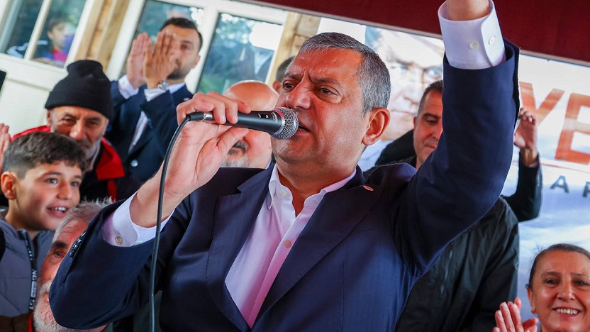 Özgür Özel'den, Erdoğan'a 'fon vurgunu' göndermesi