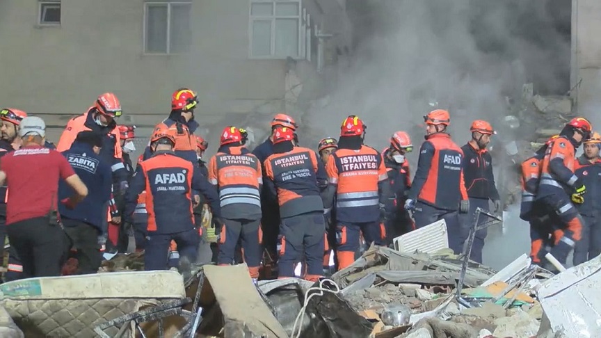 İstanbul/Maltepe'de çöken binada ölü sayısı 5'e yükseldi