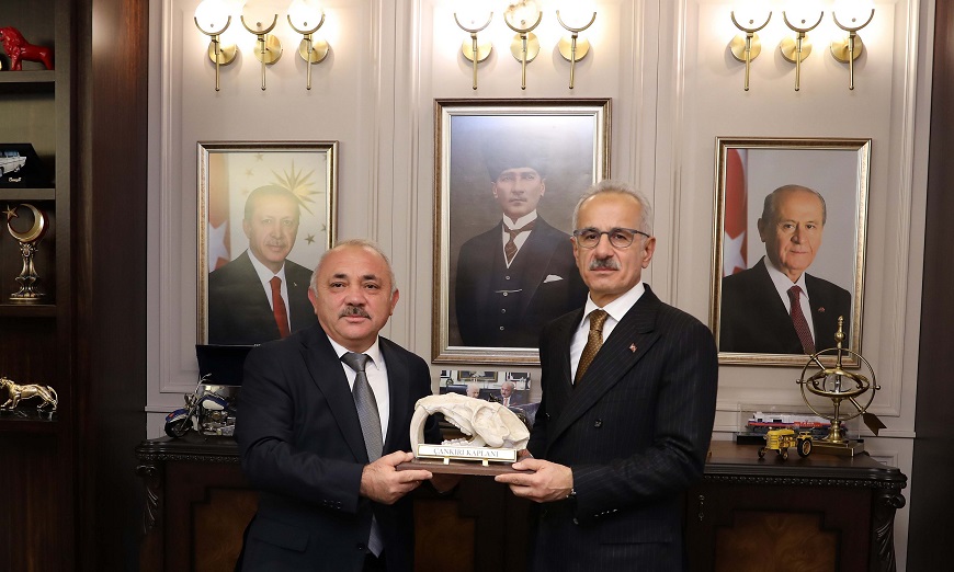 Ulaştırma Bakanı Uraloğlu’ndan Çankırı Belediyesi'ne ziyaret