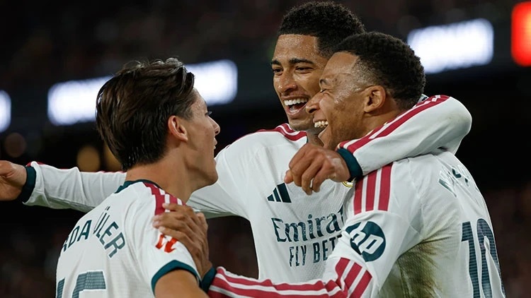 3 gollü El Clasico'da kazanan Real Madrid öldü