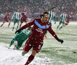 Trabzonspor galip gelmesini bildi - İZLE