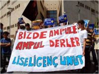 Ampul Tayyip şarkısına ceza yağdı!