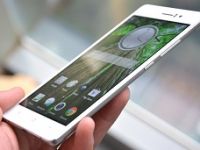 Dünyanın en ince akıllı telefonu Oppo R5 oldu