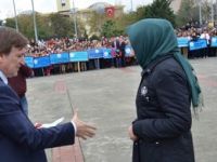 Kaymakamın eli havada kaldı!
