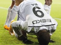 Demba Ba günah işliyor!