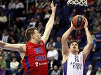 Efes, CSKA'yı salladı ama yıkamadı