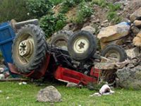 Adana'da traktör faciası: 2 ölü