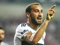Cenk Tosun, Türkiye adına rekor bonservis bedeli ile Everton'da
