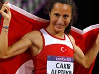 Aslı Çakır Alptekin'e rüşvet suçlaması