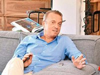 Cem Uzan’dan merak uyandıran paylaşım