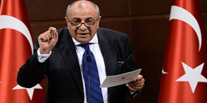 Tuğrul Türkeş istifa etti!