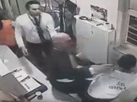 Erdoğan Bayraktar güvenlik görevlisi dövdü