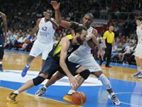 Anadolu Efes: 85 - Fenerbahçe. 87