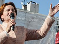 Akşener: Verdiğim sözleri yerine getirmezsem saçımı başımı yolun