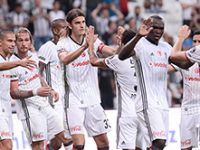 Beşiktaş yeni transferleriyle şov yaptı