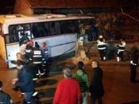 Karabük'te işçi servisi eve çarptı: 4 ölü, 2 yaralı
