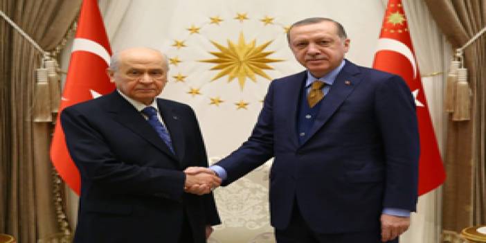 Bahçeli dedi AKP yaptı: Öcalan yasağı kalktı