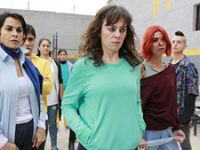 Avlu dizisi oyuncusu Nil Makaracı isyan etti: Lezbiyen olduğum için kadrodan çıkarıldım