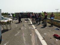 1 Mayıs’a giden sağlıkçılar kaza yaptı: 5 ölü, 13 yaralı