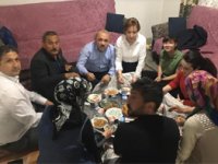 Başkan Esen ilk iftarı Kızılırmak'ta şehit ailesinin evinde yaptı