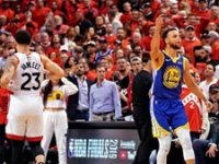 Toronto Raptors fırsat tepti!