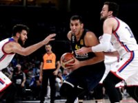 Anadolu Efes seriye eşitlik getirdi