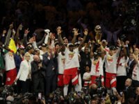 NBA'de şampiyon Toronto Raptors