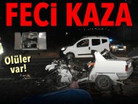 İzmir'de iki otomobil çarpıştı: 3 ölü, 1 yaralı