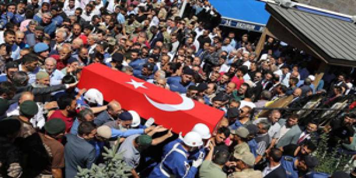 Şehit ateşi Hatay ve Bitlis'e düştü