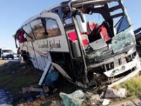 Afyonkarahisar’da yolcu otobüsü devrildi! 1 Ölü 40 yaralı