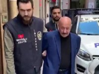 Kızını darp eden baba, sosyal medya baskısıyla tutuklandı!