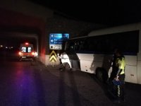 Maden işçilerini taşıyan midibüs kaza yaptı: 26 Yaralı