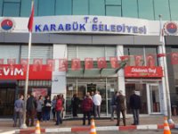 MHP'li Başkan Rafet Vergili, işe geç gelen memur ve işçileri belediyeye almadı!