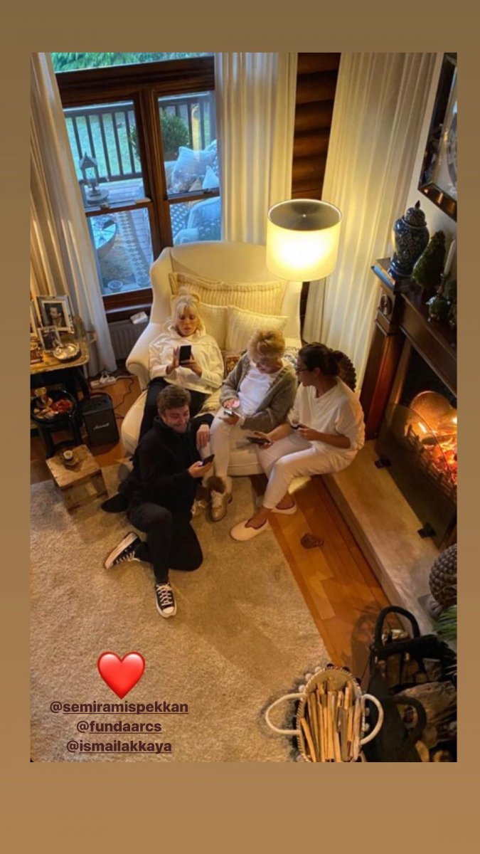 ajda-pekkan-resim-01.jpg